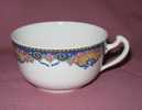 5 Tasse Porcelaine De Limoges - Motif Ruban Et Fleurs - Limoges (FRA)