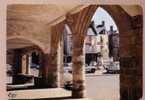 50 - Carentan : Les Arcades ; Place De La République (voitures Citroen) - Carentan