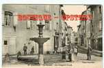 16 - CONFOLENS - Rue Théophile Gibouin - La Fontaine Animée - Dos Scané - Confolens