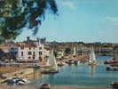 17 - ILE DE RÉ - SAINT-MARTIN De RÉ - Le Port. Yachts Entrant Dans Le Bassin à Flot. - Saint-Martin-de-Ré