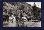 41 Morée       Les Bords Du Loir  Cpsm  Année 1957  Dentellée  Animée Chalets Sur Berge Promenade En Barque - Moree