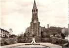 FORBACH 57 - Eglise Catholique Et Monument Aux Morts - 6531 - K-1 - Forbach