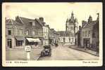 CPA  ANCIENNE- FRANCE- RUE (80)- LA PLACE DU MARCHÉ- BELLE ANIMATION- VIELLE AUTO- BORNE- COMMERCES- BEFFROI- - Rue