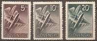 SLOVAKIA - 1940 Airs - Planes. Scott C7-9. Mint Hinged * - Ongebruikt