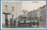 43 - SAINT DIDIER --  La Place Du Marché - Saint Didier En Velay