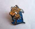 PIN'S ASTERIX AGECANONIX ATLAS ASTERIX 2007 - Pins