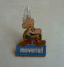 PIN'S ASTERIX NOVOTEL CORNER 1991 - Pin's