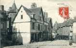 56 - CPA Hennebont - Vieille Maison, Place Du Marché - Hennebont