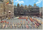 Brussels Grand'Place, Groupe De L'Ommegang, Drapeaux Des Corporations - Fiestas, Celebraciones