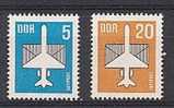 ALLEMAGNE DDR 2831/32 Poste Aérienne - Luchtpost