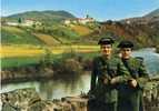 Pays Basque - Douaniers Espagnols En Faction Sur La Bidassoa , Au Fond Le Village De Biriatou - Customs