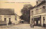 St Léger En Yvelines La Poste Et Le Chêne De La Liberté - St. Leger En Yvelines