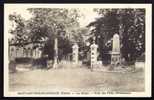 CPA  ANCIENNE- FRANCE- SAINT-SAUVEUR-EN-PUISAYE (89)- LA MAIRIE- ECOLES DES FILLES- LE MONUMENT AUX MORTS EN GROS PLAN - Saint Sauveur En Puisaye