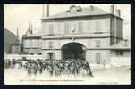 83 - LA SEYNE - Porte Des Chantiers - La Sortie Des Ouvriers - CARTE PRÉCURSEUR DE 1903 - La Seyne-sur-Mer