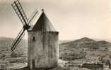 SAINT SATURNIN D'APT (84) Moulin à Vent Gros Plan - Andere & Zonder Classificatie