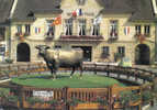 Carte Postale 61. Vimoutiers  Sculpture De Vache  Par Henri Le Bihan Sculpteur Trés Beau Plan - Vimoutiers