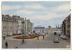 CHERBOURG. - Place De La République Et Le "Queen Mary". Nombreuses Voitures Années 60 - Cherbourg