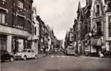 CARTE POSTALE SEMI-MODERNE .ANNEES 1950.BETHUNE. RUE DES TREILLES. 17 BIS FAUCHOIS.AUTO 203 PEUGEOT. - Bethune