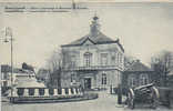 Bourg-Leopold - Leopoldsburg - Maison Communale Et Monument Du Souvenir - Gemeentehuis En Gedentteeken - Leopoldsburg