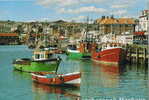 Scarborough     Harbour   Boats     Alan  Curtis - Scarborough