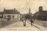 SAINT-MAMMES L ENTREE DU PONT ET LA GRANDE RUE ANIMEE AUTOMOBILE - Saint Mammes