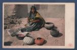 NATIVE INDIANS / INDIENS - CP MOKI INDIAN WOMAN MAKING POTTERY - DETROIT PUBLISHING C° N° 5511 - CIRCULEE EN 1908 - Indiaans (Noord-Amerikaans)
