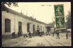 CPA  ANCIENNE- FRANCE- LUNEL (34)- LA GARE COTÉ EXTERIEUR EN GROS PLAN- TRES BELLE ANIMATION- CALECHE - Lunel