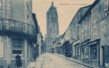 BRESSUIRE - La Rue Gambetta - Bressuire