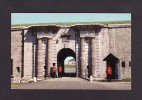 QUÉBEC - Sentinelle Du Royal 22e Regiment De Faction A La Porte Dalhousie Qui Donne A L'intérieur De La Citadelle - Québec - La Citadelle