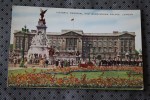 CPA : VICTORIA MEMORIAL & BUCKINGHAM PALACE >> LONDON LONDRES >>  ANGLETERRE ROYAUME UNI VALENTINE'S  SE - Buckingham Palace