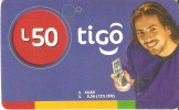 TARJETA DE HONDURAS DE 50 LEMPIRAS  DE TIGO  - CHICO CON MOVIL - Honduras