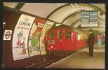 Tube Train Entering Picadilly Circus Station London Photo Card - Subway