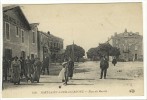 Carte Postale Ancienne Port Saint Louis Du Rhône -Place Du Marché - Hôtel Du Rhone, Hôtel Saint Louis - Saint-Louis-du-Rhône