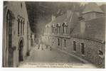 VILLE PREUX  -Façade De L'Eglise- Vue Des Communs Du Château De Villepreux.. - Villepreux