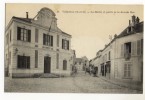 VILLE PREUX  -La Mairie Et Partie De La Grande Rue. - Villepreux