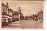 Angleterre - Hight Street Amersham - Panneau Publicitaire CYGNE , Restaurant , Voiture Au Loin - Buckinghamshire