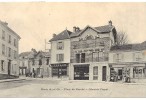 MAULE- TABACS BUVETTE - PHARMACIE CENTRALE - LA PLACE DU MARCHE LIBRAIRIE - Maule