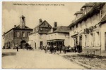 Formerie -  (oise) -   Place Du Marché Au Blé Et L'Hôtel De Ville - Formerie