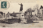 - 80 - HAM - Statue Du Général Foy Restée Seule Debout Sur La Place De L´Hôtel De Ville  - - Ham