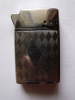 BRIQUET - SIM - MADE IN AUSTRIA - DECORATION MOTIF LOSANGE - Andere & Zonder Classificatie