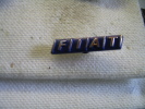 Pin´s Embleme En Relief Automobiles FIAT - Ferrari