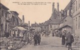 SOISSONS   -  Le Marché Dans Les Ruines  -  La Vie Reprend !! - Soissons