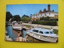 Marlow Lock,boat SALGAR - Buckinghamshire