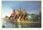 Paris Au Crépuscule - Notre-Dame Et La Seine - Ref 1108-522 - La Seine Et Ses Bords