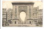 75 -   PARIS  2e -  Porte St Denis - Carte Précurseur Datée 1904 -  Marchande De Fleurs - Triporteur - Pubs - Arrondissement: 02