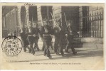 Carte Postale Ancienne Série Paris Vécu - Palais De Justice. La Relève Des Sentinelles - Tribunal, Militaires - Konvolute, Lots, Sammlungen