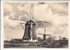 Nederland, Zuilen, Links Een Achtkante Bovenkruier, Rechts Een Wipwatermolen, Beide Met Stroomlijnwieken Dekker (4483) - Windmills