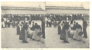 CARTE STEREO SCOPIQUES )) SCENES ANIMEES  LL  11  UN MARCHE AUX POISSONS  /  ANIMEE - Stereoscope Cards