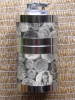 BRIQUET DE TABLE - DECORATION PIECES DE MONNAIES DE TOUT PAYS - HAUTEUR : 14 Cm - DIAMETRE : 7 Cm - Andere & Zonder Classificatie