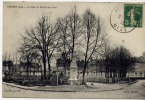 Formerie -  (oise) -    La Place Du Marché Aux Porcs - Formerie